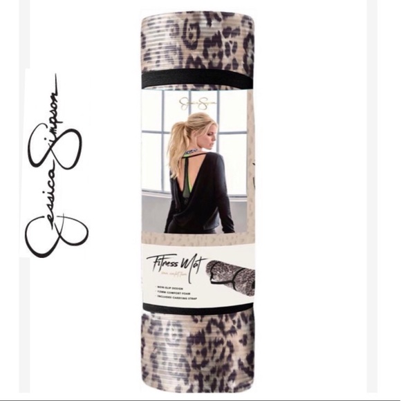 Nwt Jessica Simpson Cheetah Yoga Mat 